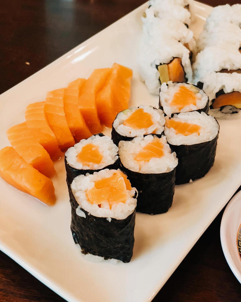 June 2022 - Salmon maki and sashimi